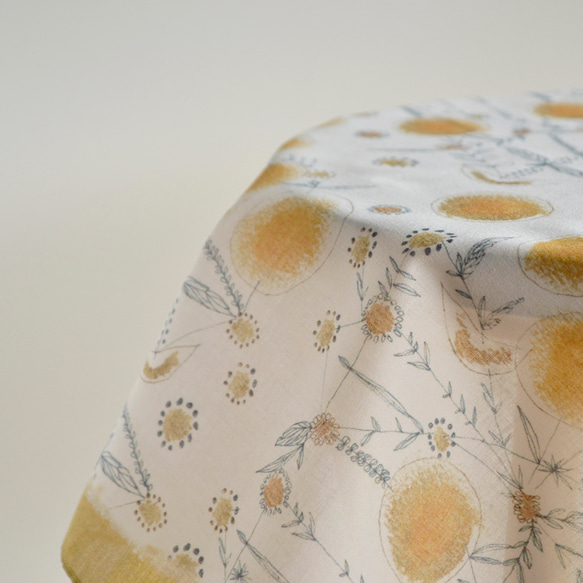 ハンカチ・スカーフ /  月の花 / ホワイト / ギフトにも 13枚目の画像