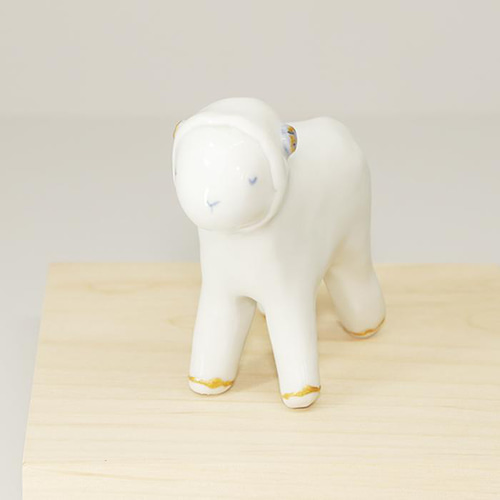 砥部焼「干支 未」置物 羊 ひつじ 縁起物 手作り 窯元 tsuneoka