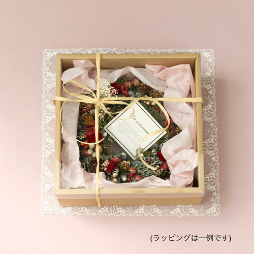 雪降るヒノキのクリスマスリース 23cm(ローズレッド) リース La
