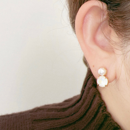 SnowMan Crystal イヤリング／イヤリング 雪だるま サージカル