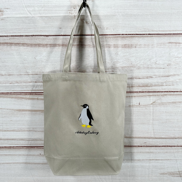 【送料無料】ペンギンの刺繍キャンバスコットントートバッグ＜アシッドカーキ＞ 1枚目の画像