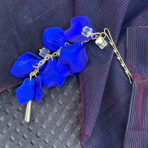 ブルーローズの雫 花びらヘアピン】 ～something blue～ 髪飾り 長