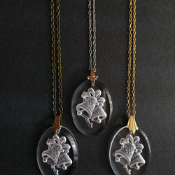 ヴィンテージ　クリスマスベル･インタリオ ネックレス（金具のお色が選べる） 4枚目の画像