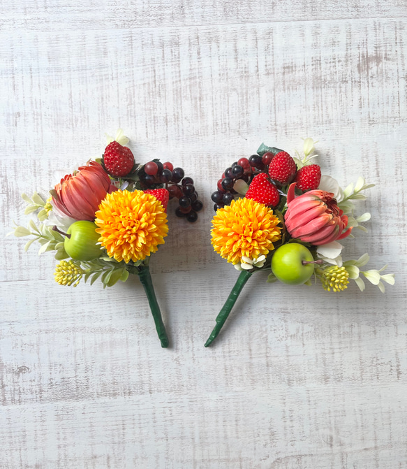 フルーツいっぱいのお供え花　仏花(造花) 仏壇　お盆　お彼岸　お悔やみ 供花　funeral flower ミニブーケ 2枚目の画像