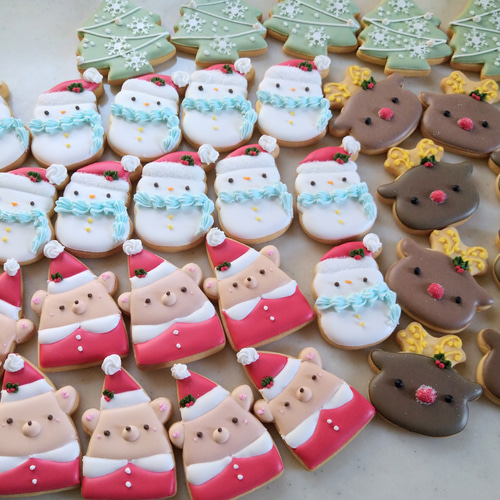 Creema限定『クリスマスギフト2025』クリスマスのアイシングクッキー缶