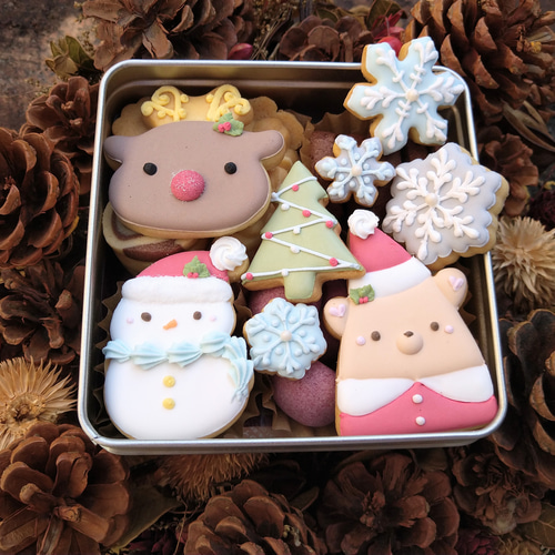 Creema限定『クリスマスギフト2025』クリスマスのアイシングクッキー缶