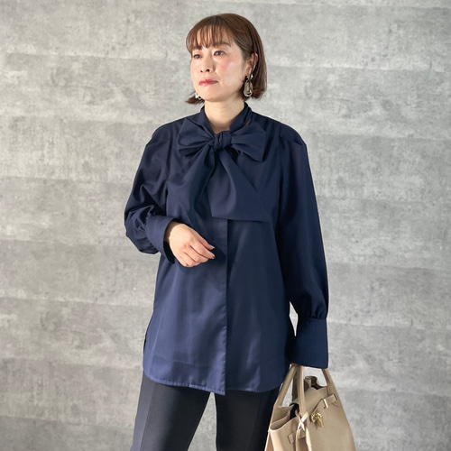 ネイビー　シースルー リボン付き長袖ブラウス ネイビーシースルー リボン付き長袖ブラウス