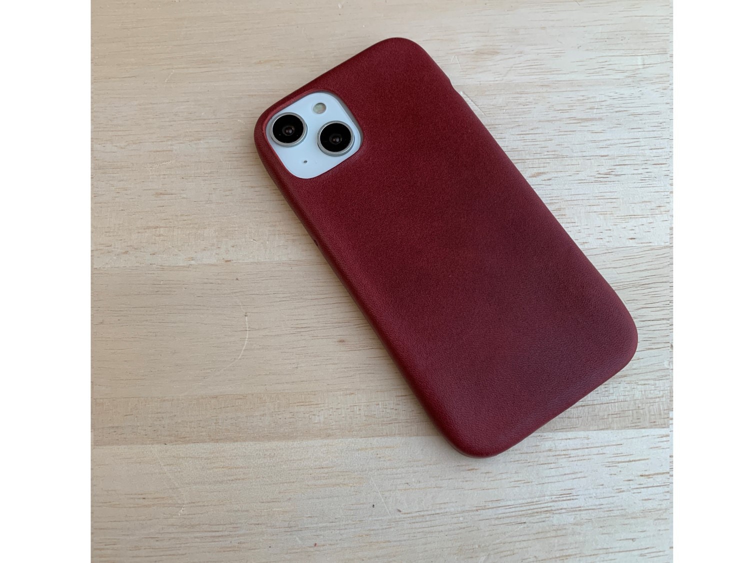 iPhone15・iPhone15Plus用　１枚革で作る本革カバー　ケース 【選べる革】