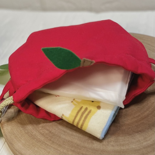 移動ポケット 巾着 りんご アップル クリップ 蓋なし フタなし 通園