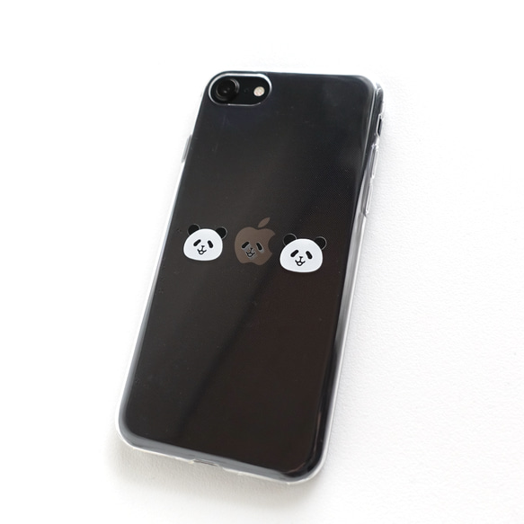 パンダ好きのためのスマホケース　iPhone14用 3枚目の画像