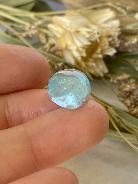 虹の妖精が宿るアクアマリン♡アクアマリン ルース 13 天然石 天然色 8枚目の画像