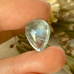 虹の妖精が宿るアクアマリン♡アクアマリン ルース 13 天然石 天然色 7枚目の画像