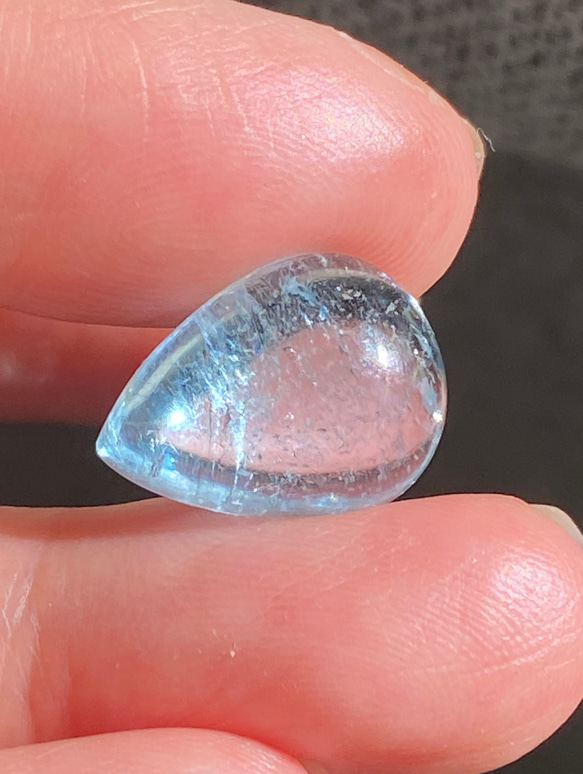 虹の妖精が宿るアクアマリン♡アクアマリン ルース 13 天然石 天然色 17枚目の画像