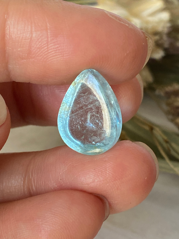 虹の妖精が宿るアクアマリン♡アクアマリン ルース 13 天然石 天然色 11枚目の画像