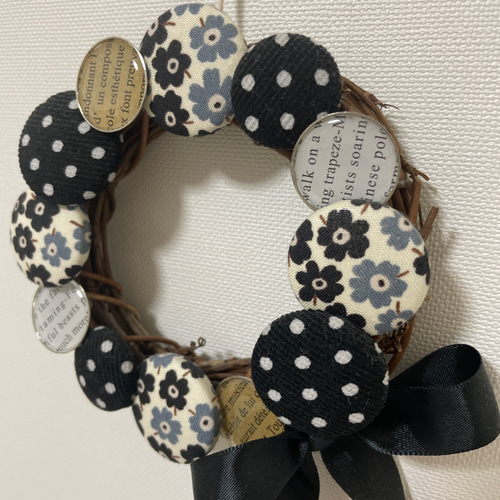 くるみボタンのモノトーンミニリース リース nina 通販 16815392