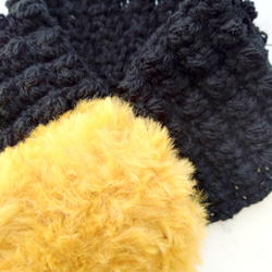 マフラー ファー 黒 ブラック マスタード 模様 編み 手編み 編み物 2枚目の画像