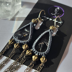 シュンガイトのマクラメピアス 5枚目の画像