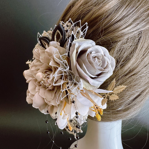 コサージュ 髪飾り 成人式 卒業式 入学式 結婚式 グレー 黒 レース