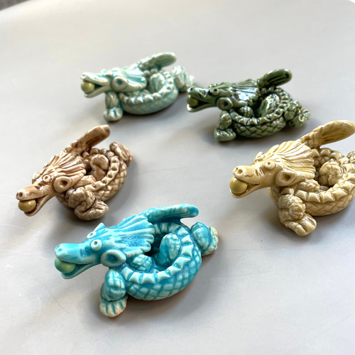 再販】2024年 干支のお箸置(辰）5色5個セット 龍 竜 ドラゴン タツ