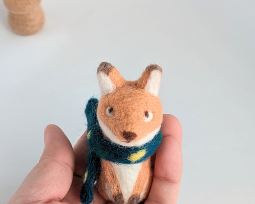羊毛フェルト 作家様 キツネ ぬいぐるみ 木苺の森 kiichigonomori 羊毛