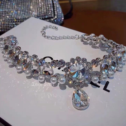 ☺️専用です♡♡ カナミビジュー＊ネックレス♡リボンお花♡キラキラ カナミビジュー さん﻿ @kanamibijoux ﻿ ギリギリまで製作を