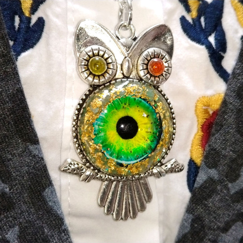 K18 フクロウ　ブローチ　翡翠4.21ct R0.26ct、D0.1ct 津軽びいどろ ガラスオーナメント ふくろう 梅重 – Nihon Miyabi