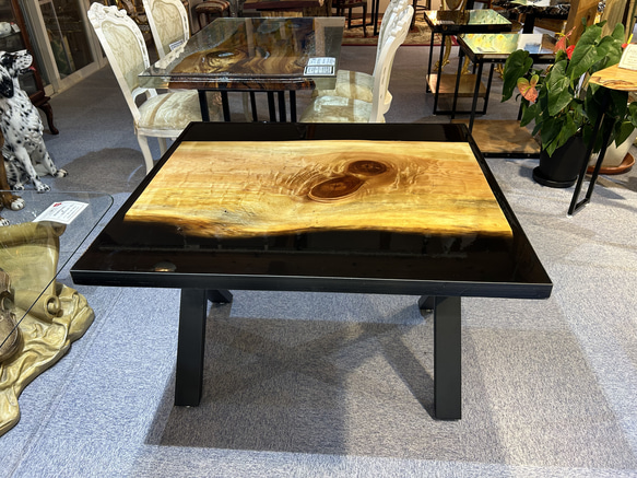 【永遠・繁栄の木】松の一枚板レジンテーブル　　T-8001 4枚目の画像