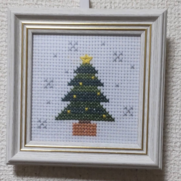 クリスマスツリー☆クロスステッチ☆フレーム☆刺繍☆クリスマス飾り