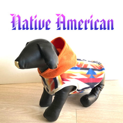 【再販】犬服 ネイティブオルテガ柄フリース❤︎ ホワイトOG　タンクトップドッグウェア　秋冬 10枚目の画像