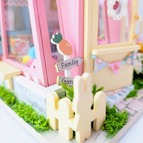 LET′S PARTY』ミニチュアドールハウスの完成品です その他インテリア