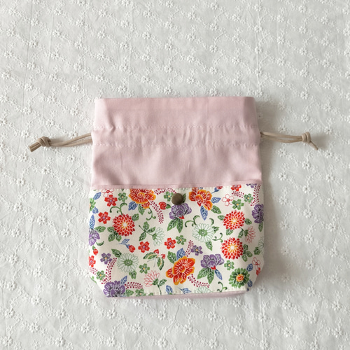 ゆみちゃん様★ アパルトモン　巾着型ポーチ 薄紫。底楕円形。自立。マチ幅あり。 ゆみちゃん様☆ アパルトモン 巾着型ポーチ 薄紫。底楕円形