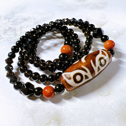 2323 ○ 『お買得』至純龍眼天珠ペンダントネックレス 2323 ○ 『お買得』至純龍眼天珠ペンダントネックレス - メルカリ