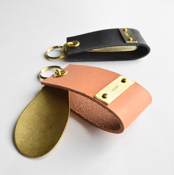 【刻印無料】携帯靴べら ナチュラル｜栃木レザー 真鍮 ヌメ革 キーホルダー シューホーン        Ω 人気・おすすめ｜安定人気・収納便利におすすめ 丁寧対応 配送追跡可 人気ランキング上位