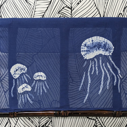 絞り染め　絞り　ハンカチ　クラゲ　青　海　コットン　綿 1枚目の画像