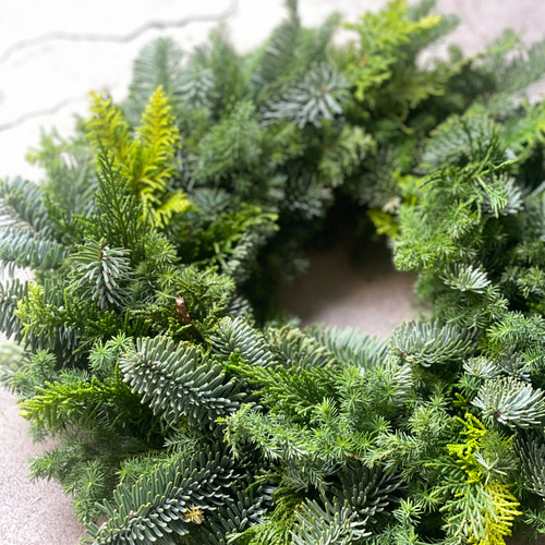 オレゴンモミたっぷりのシンプルクリスマスリース ／森の香り 生花から