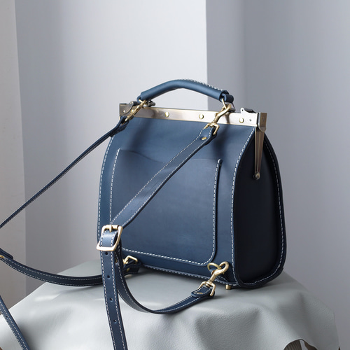 切線派】がま口 ラックスリュック 本革バッグ手作りのレザー