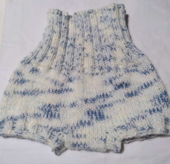 青×白の腹巻付き毛糸のパンツ 2枚目の画像