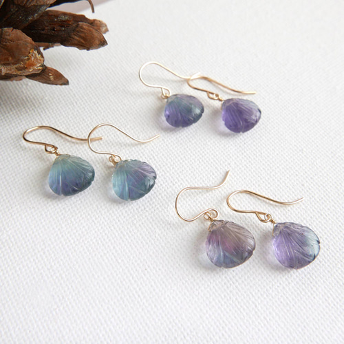 カービング入り＊フローライトのドロップピアス蛍石天然石