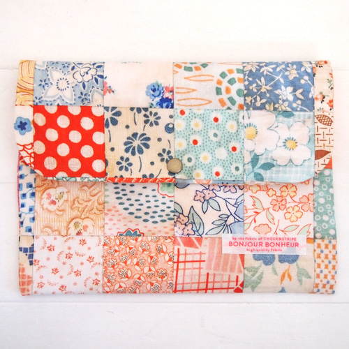 moda アンティーク/ヴィンテージパッチワークプリント 母子手帳ケース