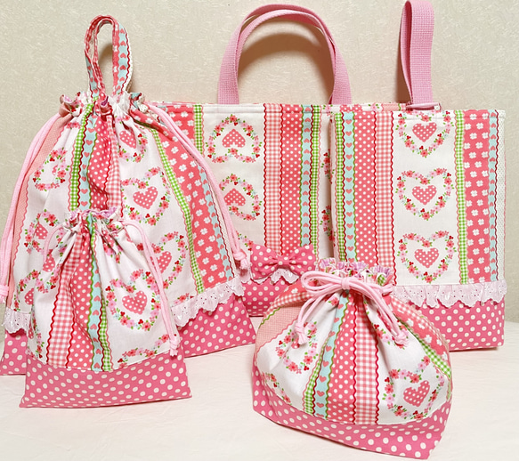 ハンドメイド 絵本バッグ 上履き入れ お着替え袋 お弁当コップ袋