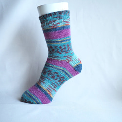 手編みの靴下（Opal CrazyWaters） 2枚目の画像