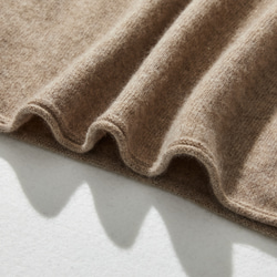 柔軟纖維打造極致舒適感 100% 羊絨高領針織駝色 231109-3 第8張的照片