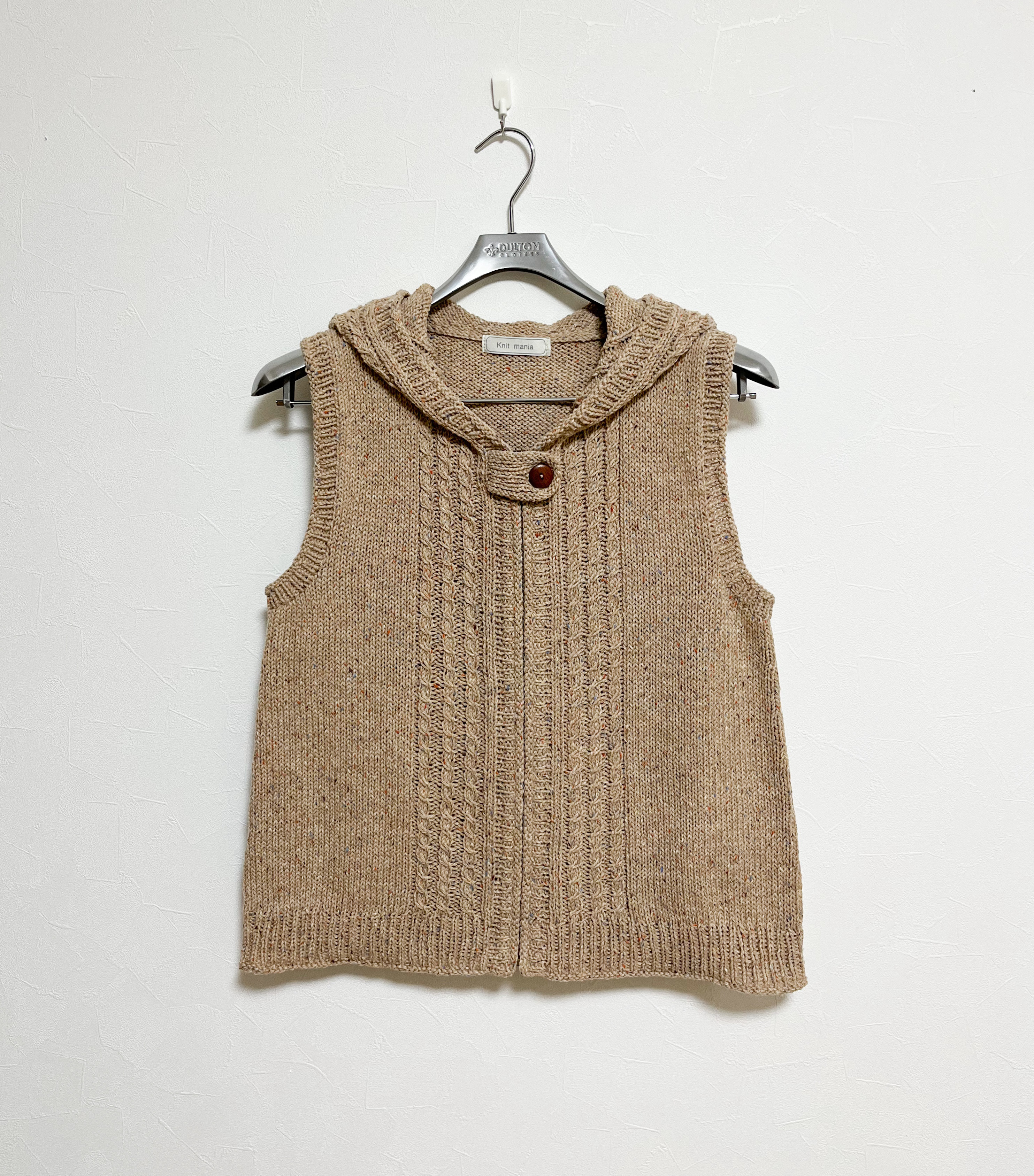 《送料無料》ツィード調フード付きベスト(ベージュ)
