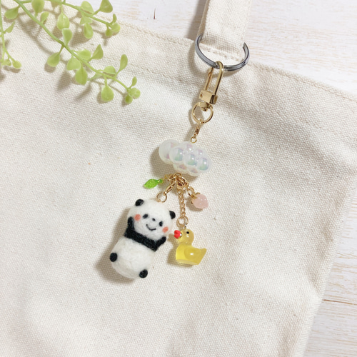 ♡絵本みたいなキーホルダー♡おもちパンダちゃんのハッピーな一日