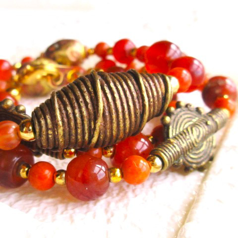 【A78】　ネックレス　アンティークめのう　アンティーク調真鍮細工　カーネリアン恋愛