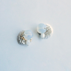 arch flower【White】ピアス/イヤリング 6枚目の画像