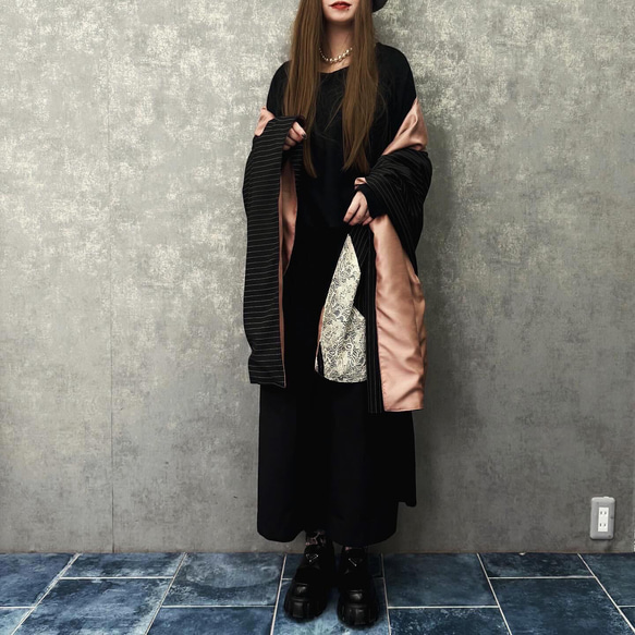 ■10日内発送■【再販】『「4WAY」ピンストライプにレースをポイント。2m大判ショール。』 シャンタン マフラー 冬 8枚目の画像