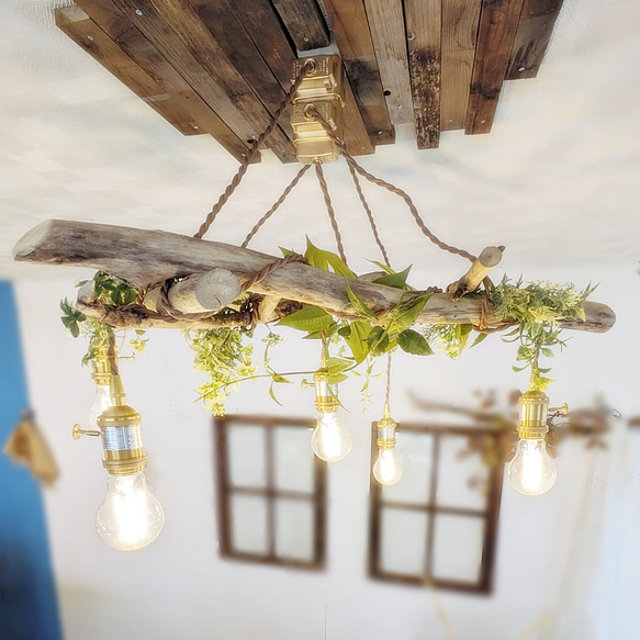 流木のペンダントライト5灯　LED電球セット　受注生産品　　｜天井照明　カフェ/サロン店舗照明 6枚目の画像