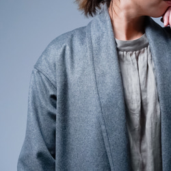 [soco] 用濕潤的高品質 100% 羊毛長袍外套享受特殊時刻 / 灰色 h022q-gry3 第16張的照片