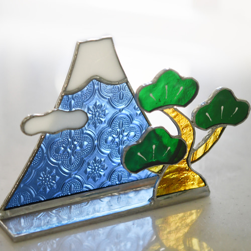 ピーちゃんステンドグラス　日月富士 ステンドグラス 富士山と松 ☆受注制作☆ その他インテリア雑貨 もえ